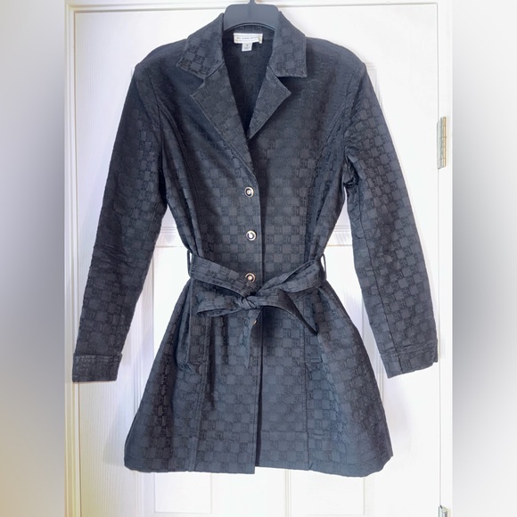 St. John Sport Black Jacquard Logo Print Belted Gold Chain Accent Coat Trench S - Picture 1 of 6